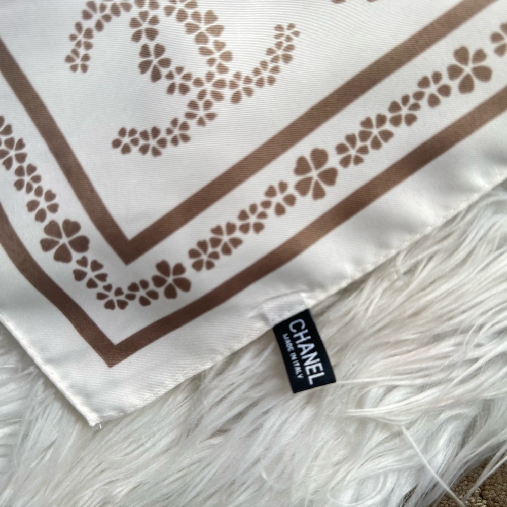 Chanel luxury vibes silky scarf 35x35‼️LAST ONE LEFT - Picture 4 of 5
